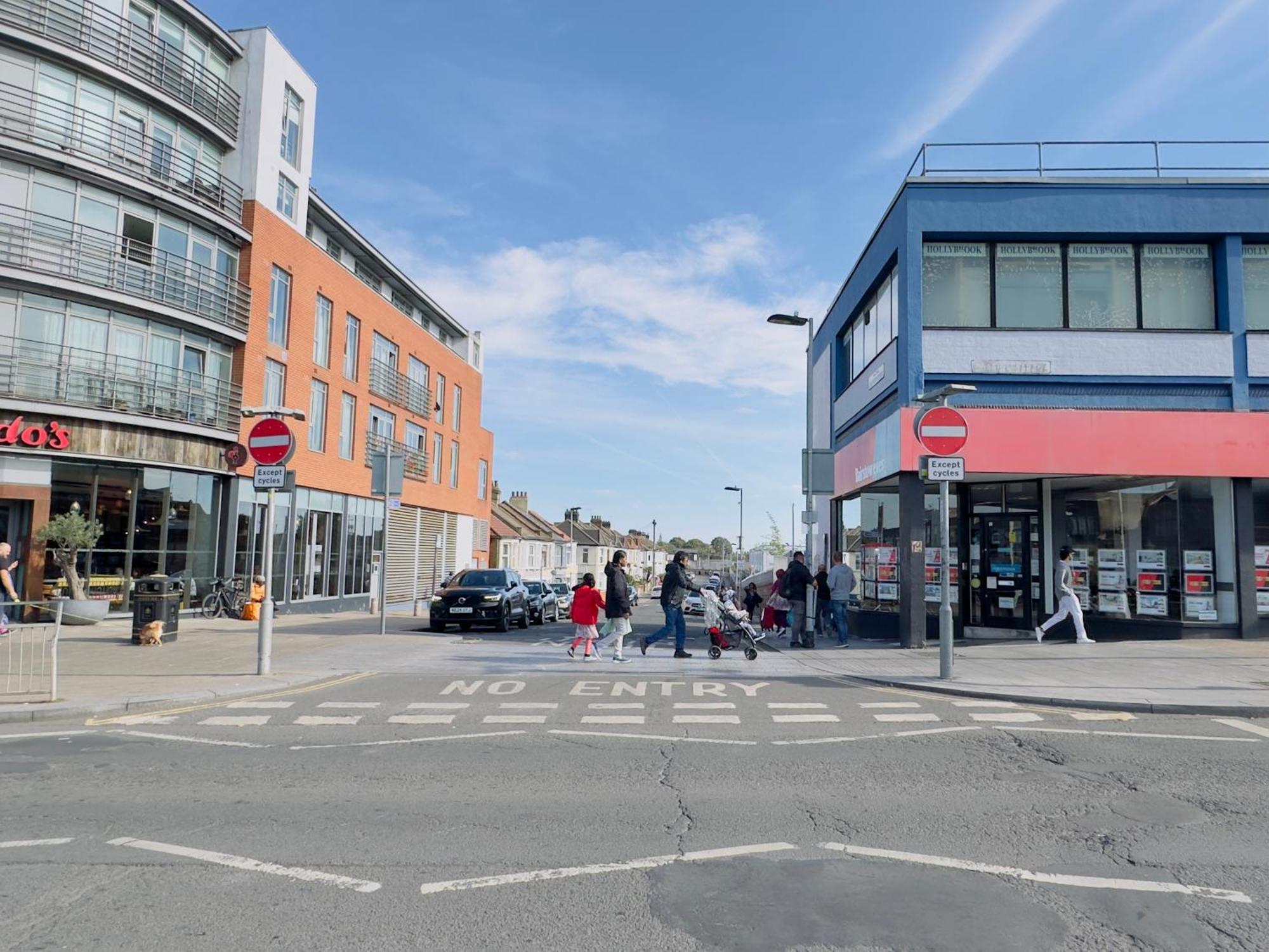 Sweet Home In Heart Of Barking 巴尔金 外观 照片